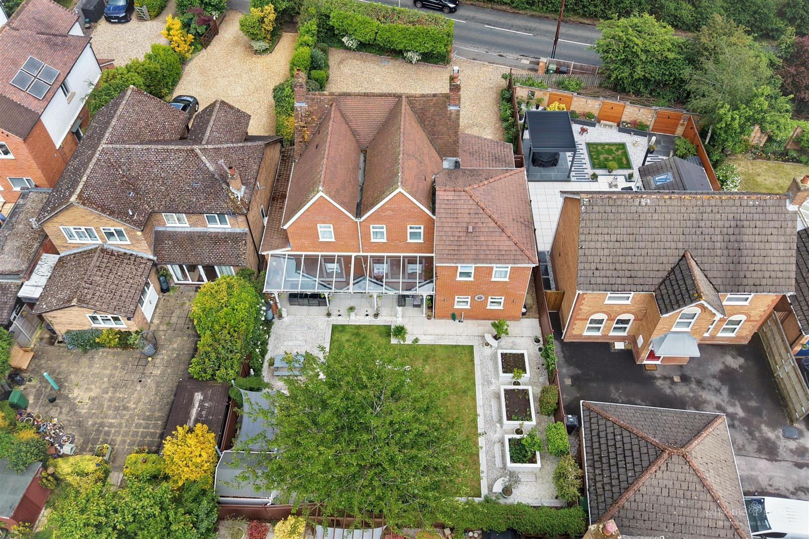 Langley Hill, Tilehurst, Reading